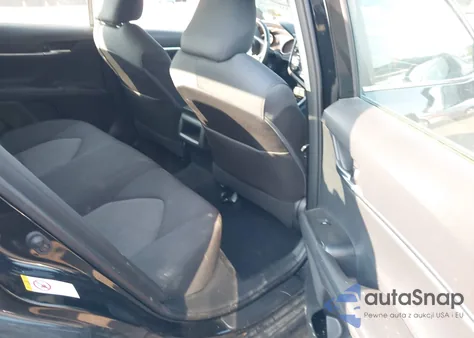 2018 Toyota Camry Le из США, поврежденный, VIN 4T1B11HKXJU621124